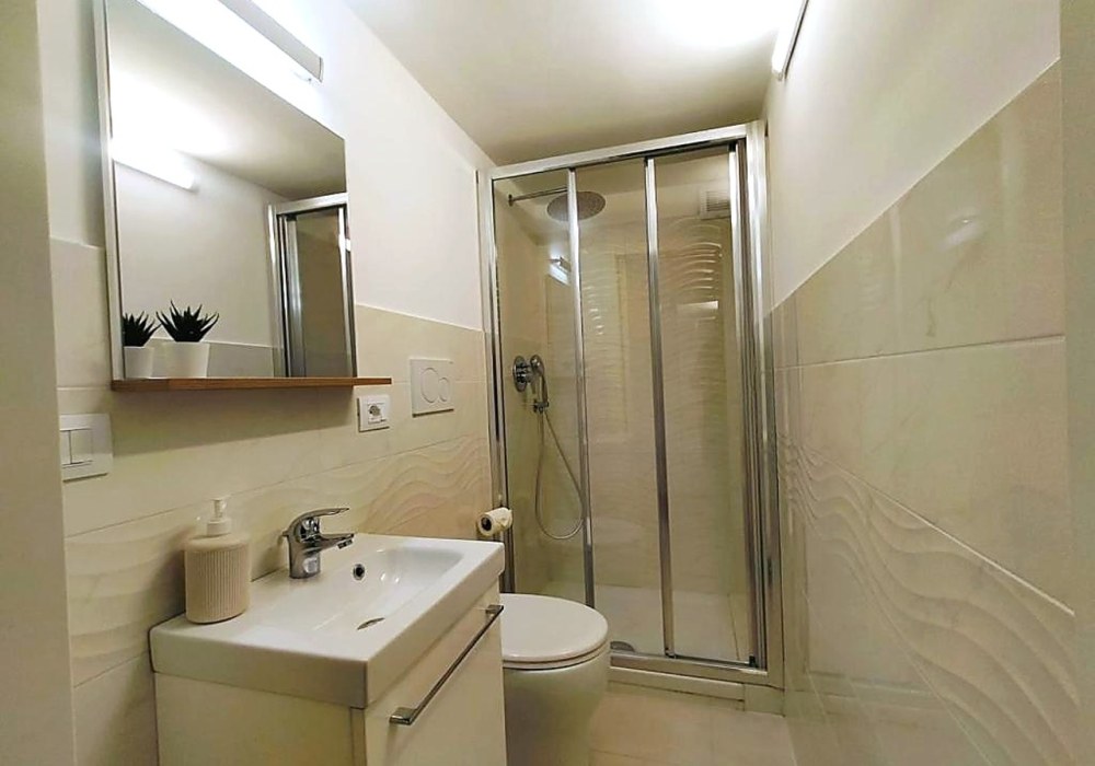 H1 - Smart Stay