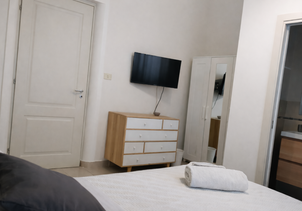 H4 - Group Suite