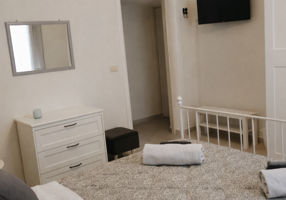 H4 - Group Suite